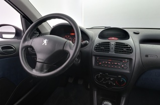 Peugeot 206 vaihtoauto