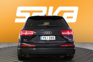 Audi Q7 vaihtoauto