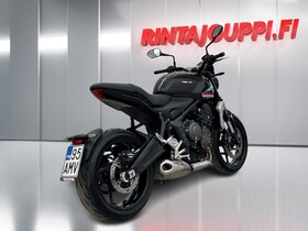 Triumph TR vaihtoauto