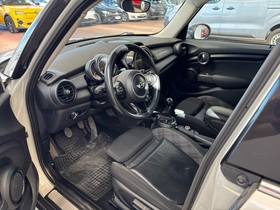 Mini Hatchback vaihtoauto