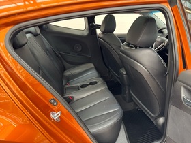 Hyundai Veloster vaihtoauto