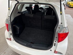 Toyota Verso-S vaihtoauto