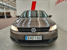Volkswagen Jetta vaihtoauto