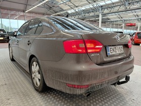 Volkswagen Jetta vaihtoauto