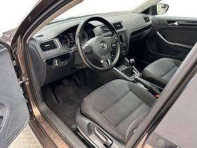 Volkswagen Jetta vaihtoauto