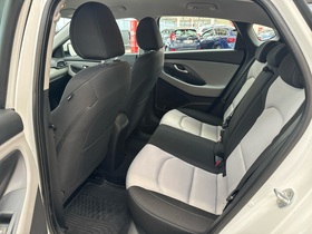 Hyundai i30 Fastback vaihtoauto