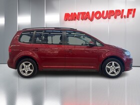 Volkswagen Touran vaihtoauto