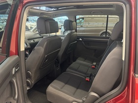 Volkswagen Touran vaihtoauto