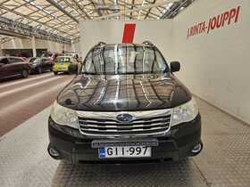 Subaru Forester vaihtoauto