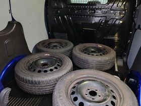 Ford Transit Connect vaihtoauto