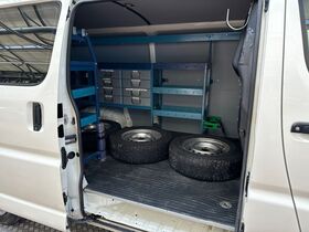 Toyota Hiace vaihtoauto