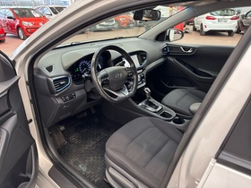 Hyundai IONIQ hybrid vaihtoauto