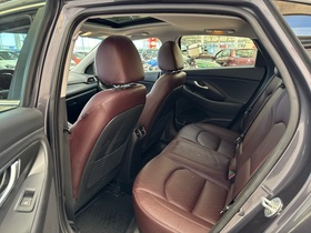 Hyundai i30 Fastback vaihtoauto