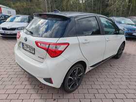 Toyota Yaris vaihtoauto