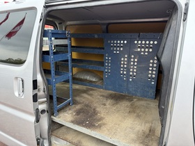 Toyota Hiace vaihtoauto