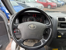 Toyota Hiace vaihtoauto