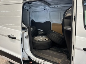 Ford Transit Connect vaihtoauto