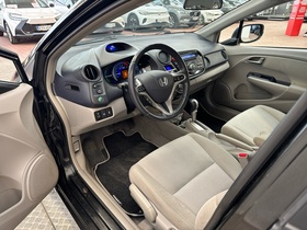 Honda Insight vaihtoauto