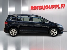 Volkswagen Touran vaihtoauto