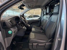 Opel Vivaro vaihtoauto