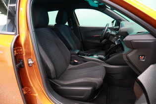 Peugeot e-2008 vaihtoauto