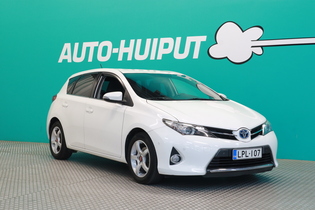 Toyota Auris vaihtoauto