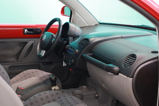 Volkswagen New Beetle vaihtoauto