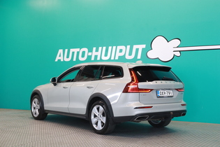 Volvo V60 Cross Country vaihtoauto