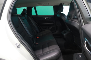 Volvo V60 Cross Country vaihtoauto