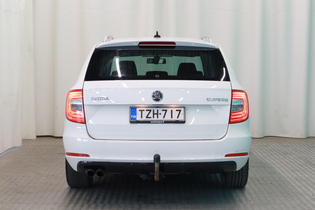 Skoda Superb vaihtoauto