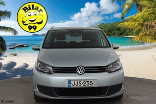 Volkswagen Touran vaihtoauto