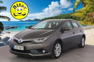 Toyota Auris vaihtoauto