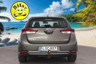 Toyota Auris vaihtoauto