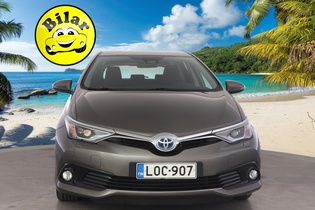 Toyota Auris vaihtoauto