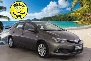 Toyota Auris vaihtoauto