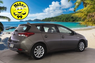 Toyota Auris vaihtoauto