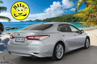Toyota Camry vaihtoauto