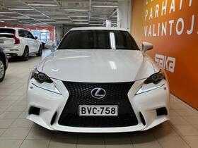 Lexus IS vaihtoauto