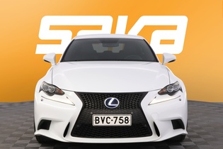 Lexus IS vaihtoauto