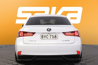 Lexus IS vaihtoauto