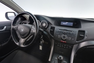 Honda Accord vaihtoauto