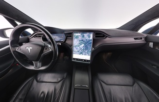 Tesla Model X vaihtoauto
