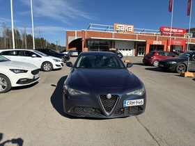 Alfa Romeo Giulia vaihtoauto