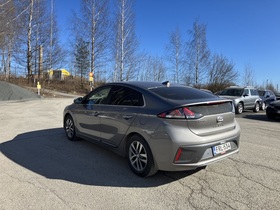 Hyundai IONIQ electric vaihtoauto