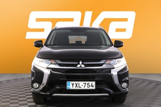 Mitsubishi Outlander PHEV vaihtoauto