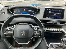 Peugeot 5008 vaihtoauto