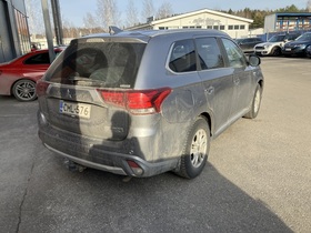Mitsubishi Outlander PHEV vaihtoauto