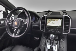 Porsche Cayenne vaihtoauto