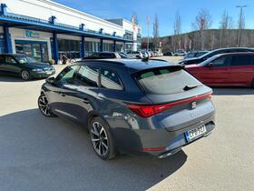 SEAT Leon Sportstourer vaihtoauto