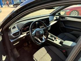 SEAT Leon Sportstourer vaihtoauto